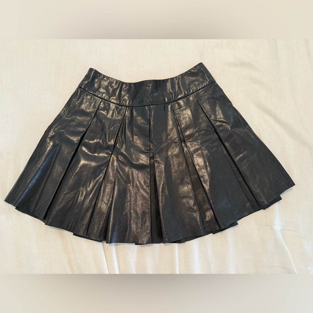 Alice + Olivia Black Pleated Mini Skirt